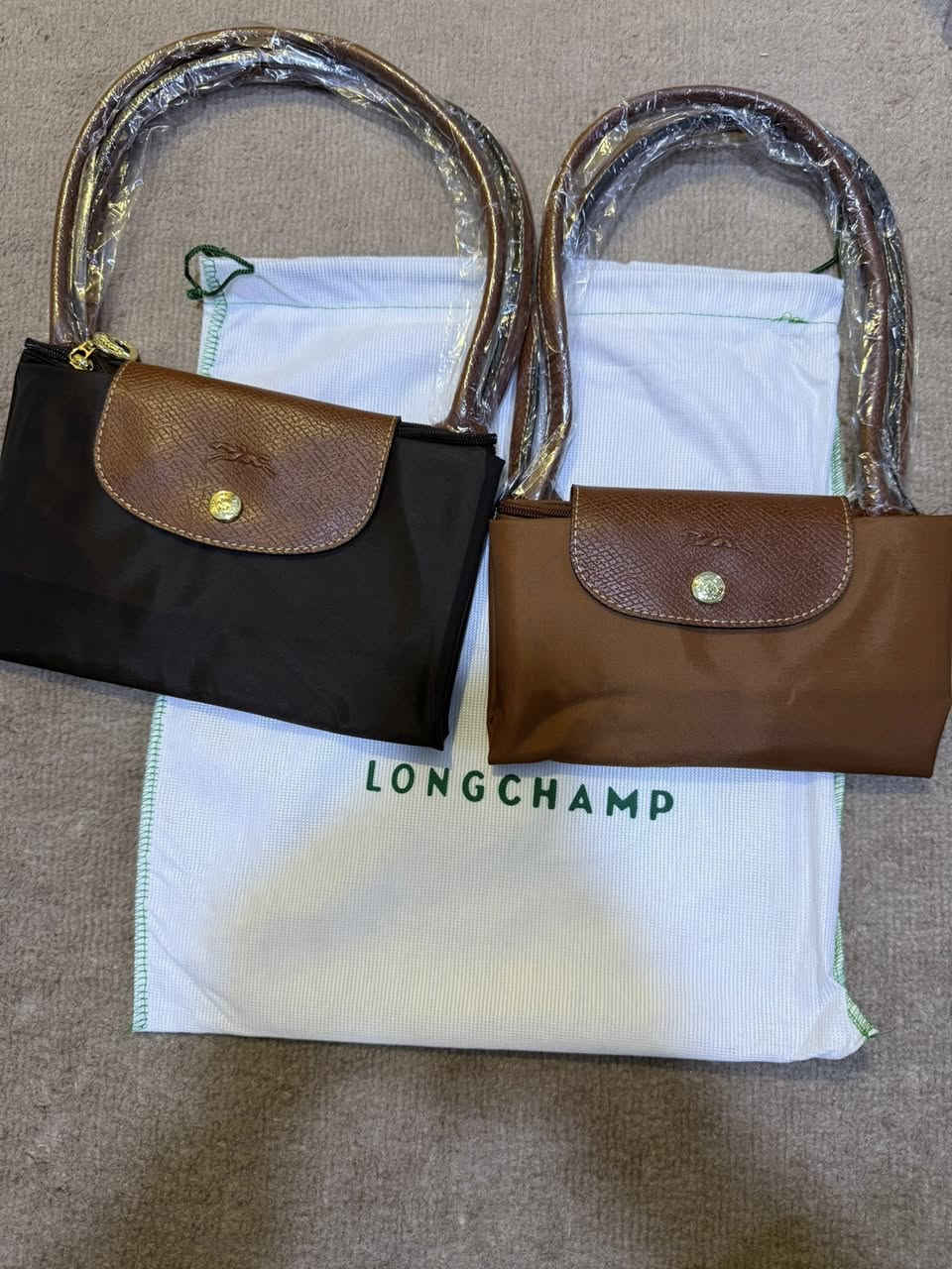 سعر القطعه 15 الف


**إذا كنت صاحب هذا الإعلان وتريد حذفه لأي سبب، رجاءا أرسل رسالة إلى الدعم الفني**