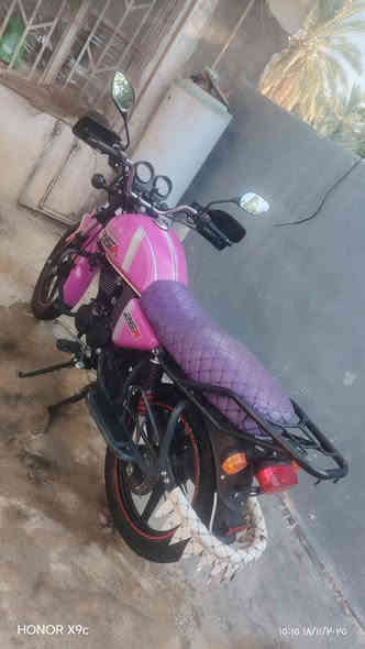 سلام عليكم دراجه دايون موديل 2023 اوراق سحب مكينه 150مامفتوحه ولا محطوط عليه اسبانه مابيها اي نقص السعر مليون و250 وبيه مجال مكان ديالى المقدادية قرب جسر مهروت *********** متواجد على البرامج وعلى الرقم
