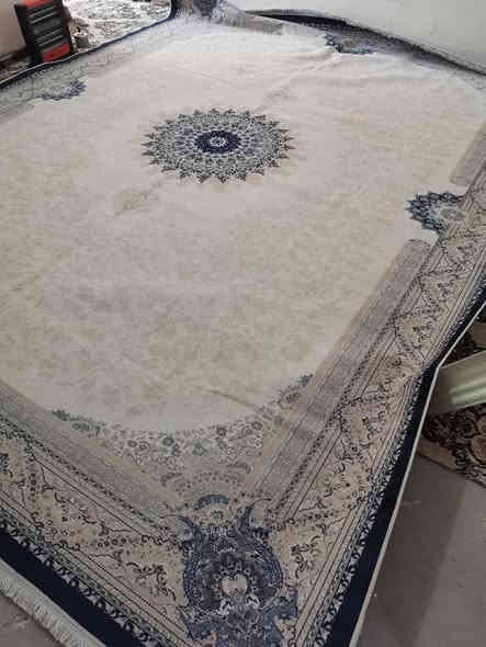 فرشة برلند قياس ٣ ب ٤ بدون عيب نضيفة مغسولة الشراي يتصل *********** أربيل
