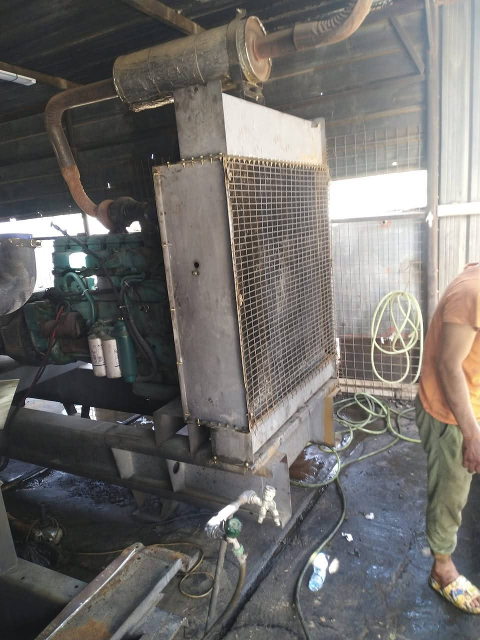 راديترات ابو نجاح تصليح تشيش وتنظيف وتبديل راديترات المولدات لشركات ودوائر الدوله شغل موقعي الاتصال على الرقم ***********
*********** ارخص الأسعار ان شاء الله درجه اولى
