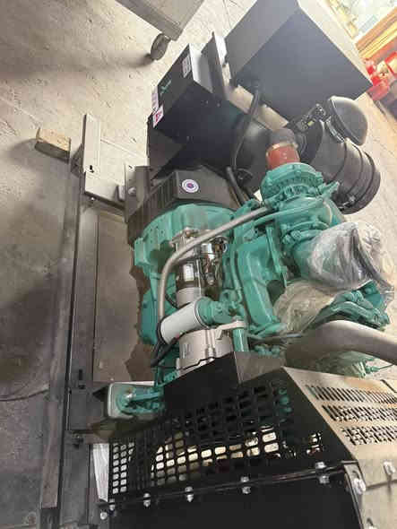 کمنز 4سلندر جویتر پمب کهرابی کیفی65  ***********. ***********
