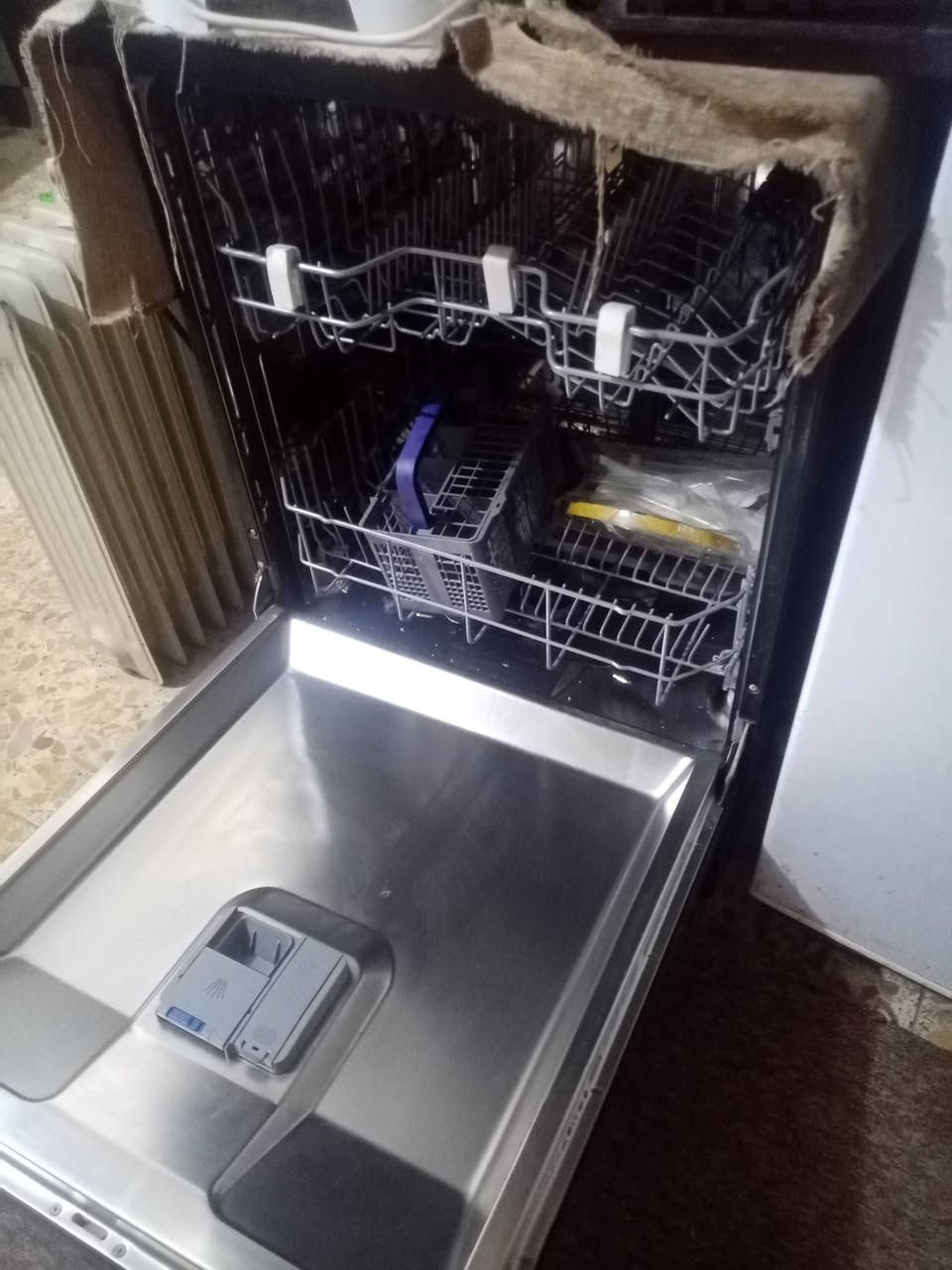 عندي غساله صحون للبيع كلش جديده مكاني ناصريه مركز السعر ٢٠٠ الف بيها مجال


**إذا كنت صاحب هذا الإعلان وتريد حذفه لأي سبب، رجاءا أرسل رسالة إلى الدعم الفني**