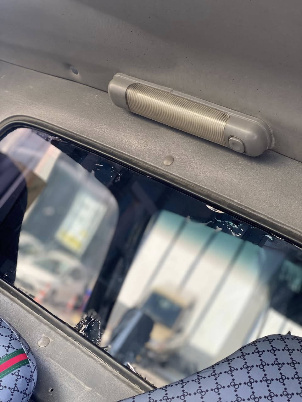 کیا ڤۆنتێرا  مۆدێل ١٩٩٧ گێڕو مەکینەو ئەکسلی بەشەرت خەرامەو ئەوەلیات بە شەرت سەیارەکە داعمو لێدراوی نییە سەیارەیەکی زۆر پاکە ماڵی دۆستە   سعر ٥٥ گەڵاو ماعمەلە  شوێن سلێمانی ژمارەی مووبایل 
***********
***********
موشتەری نیت تەلەفون مەکە لەگەڵ ڕێزم
