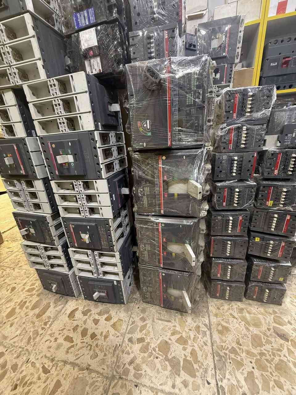 متوفر قواطع Abb✅
1250A
630A
400A
250A
100A
للطلب والاستفسار التواصل على الواتساب ***********📞
