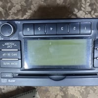 مسجل كيا ريو للبيع واحد شغال شاشة حمرا وثاني بي عطل 07701821027