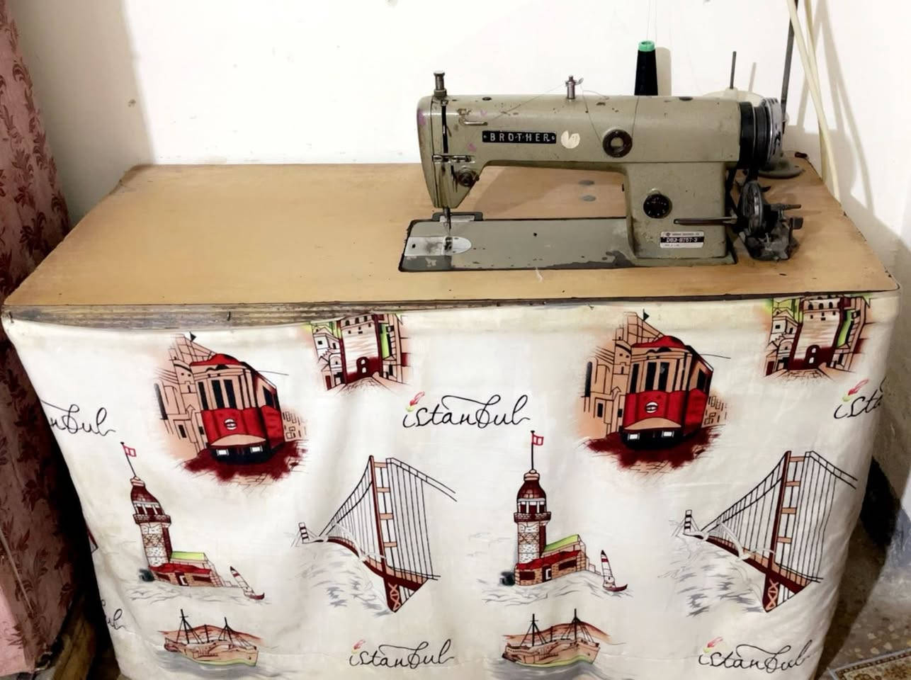 مكينة برذر الاصلي شغالة وكلشي مابيها ونظيفة سعرها ١٥٠وبيها مجال الشراي يتواصل خاص او ع الرقم *********** العنوان سماوة حي الجمهوري
