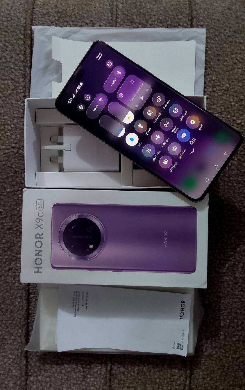 هونر X9C 5G
هونر x9c
ذاكرة 256
رام 12 +12 مو 8 
بطارية عملاقه 6600
الجهاز شبه جديد 
بدون اي خدش نضيف 100% 
بطارية عملاقه 6600 ملي مبير 
كامل ملحقات مع شاحن66w واط 
السعر 350 التواصل خاص


**إذا كنت صاحب هذا الإعلان وتريد حذفه لأي سبب، رجاءا أرسل رسالة إلى الدعم الفني**