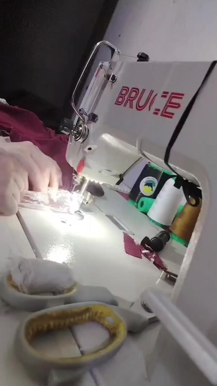 ✨✨تم تسليم الطلب
✨ فستان بنوتة بهاري الشغل ولا اروع
💐 تتوفر خدمة توصيل داخل وخارج النجف 🚕
🌼 للحجز والاستفسار يرجى التواصل على الخاص
#اللهم_صلي_على_محمد_وال_محمد #خياطة #فساتين_اطفال #فساتين_بناتيه #مشروع_نسوي


**إذا كنت صاحب هذا الإعلان وتريد حذفه لأي سبب، رجاءا أرسل رسالة إلى الدعم الفني**