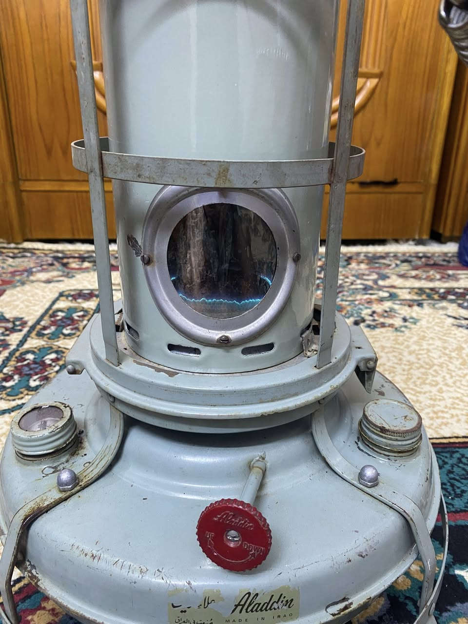 السلام عليكم صوبة علاء الدين عراقية قديمة نضيفة نارها زركة نضيفة كلش يوجد توصيل
للاستفسار***********
