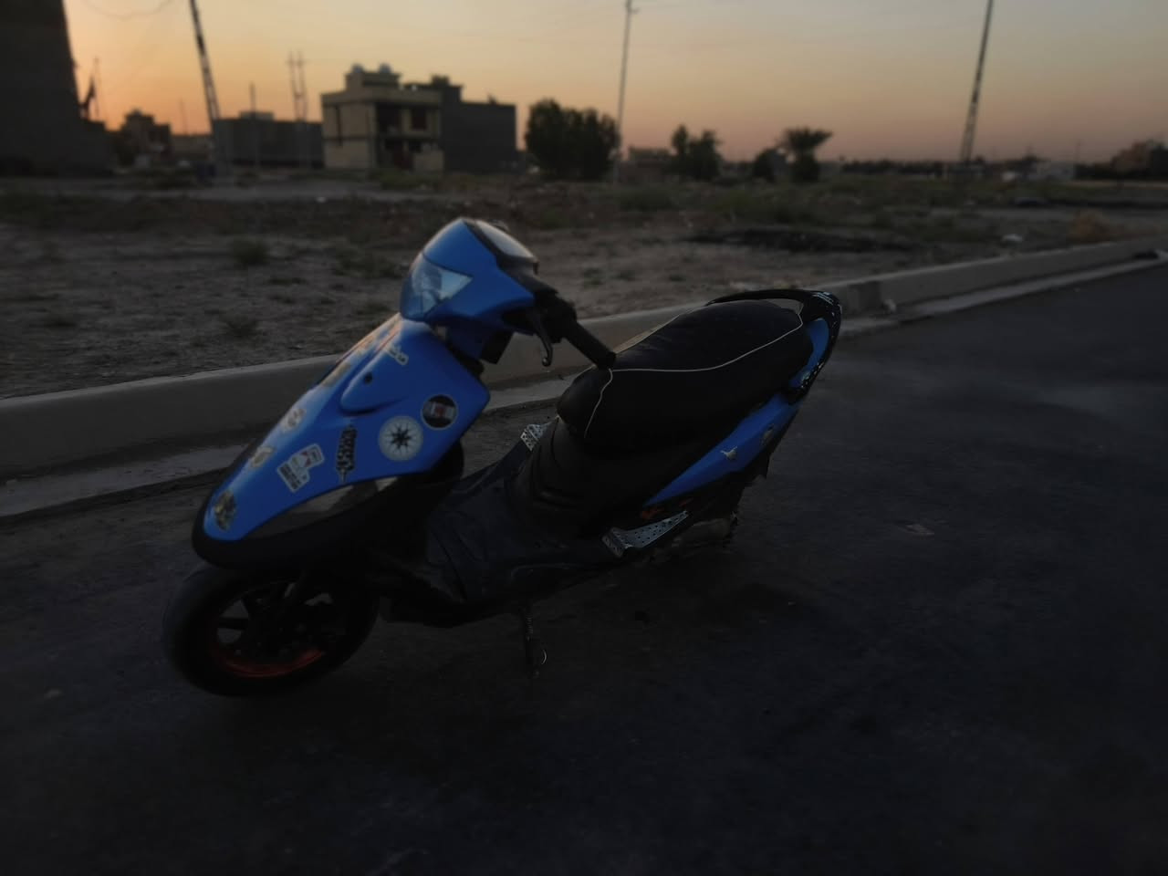 السلام عليكم دراجه ماكس عدله نضيفه شلعه ومعدل السعر400وبيه مجال بصيط مكاني بغداد الزعفرانيه الرقم ***********متواجد واتساب ورصيد
