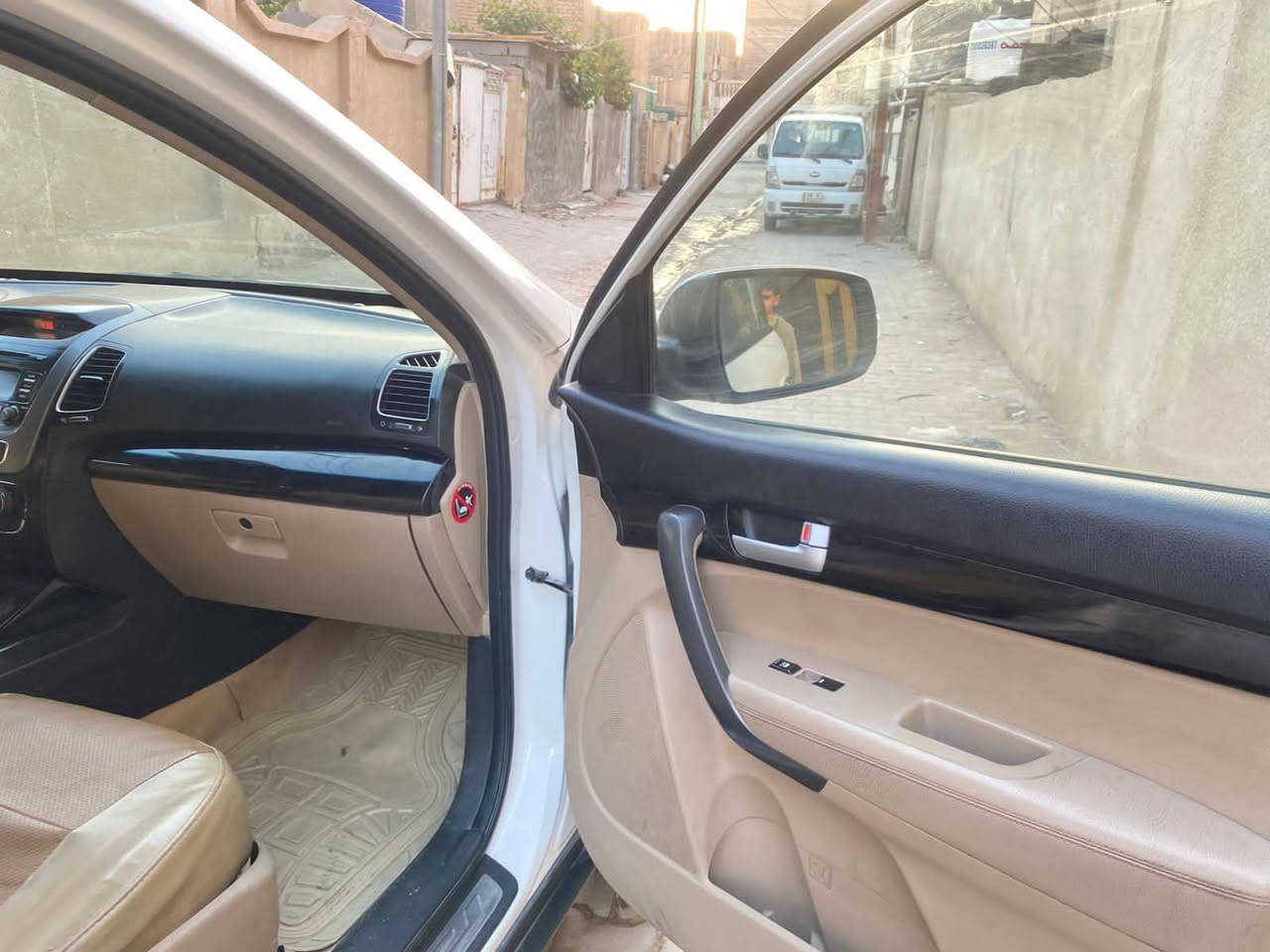 سورنتوا 7راكب اربيل فول مواصفات ماعد البنوراما 2400بيه ضربه بالقبق مال البنزين وبيه كارت بالبنيد عارضه 173وبيه مجال علما بيه غرامه 820الف ***********)***********
