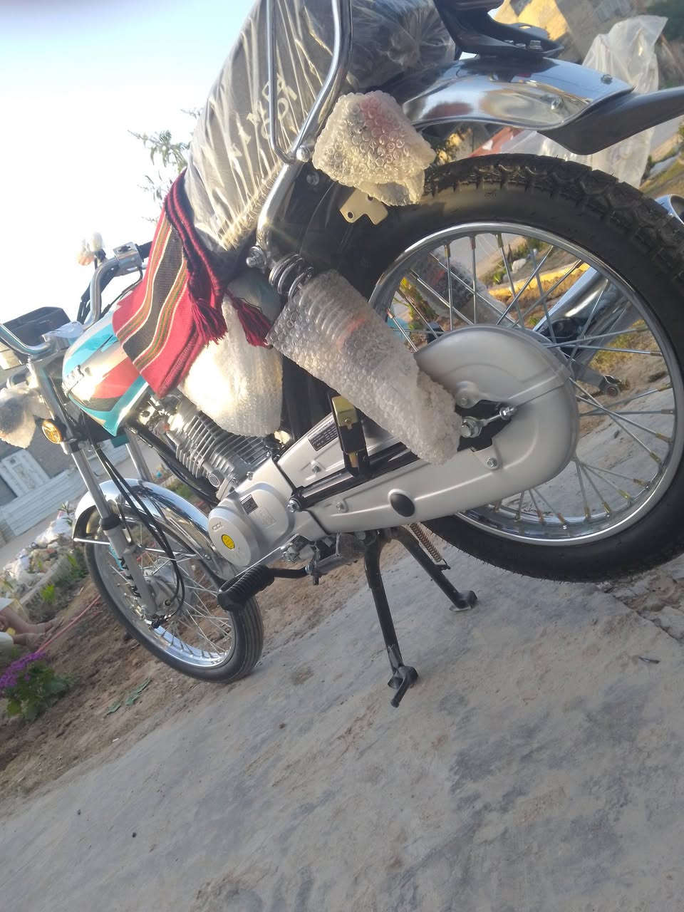 سلام عليكم دراجة ربعة كير مديل27 مكفولة كفالة عامة وراق سكنر مكان كربلاء حي عسكري ***********
