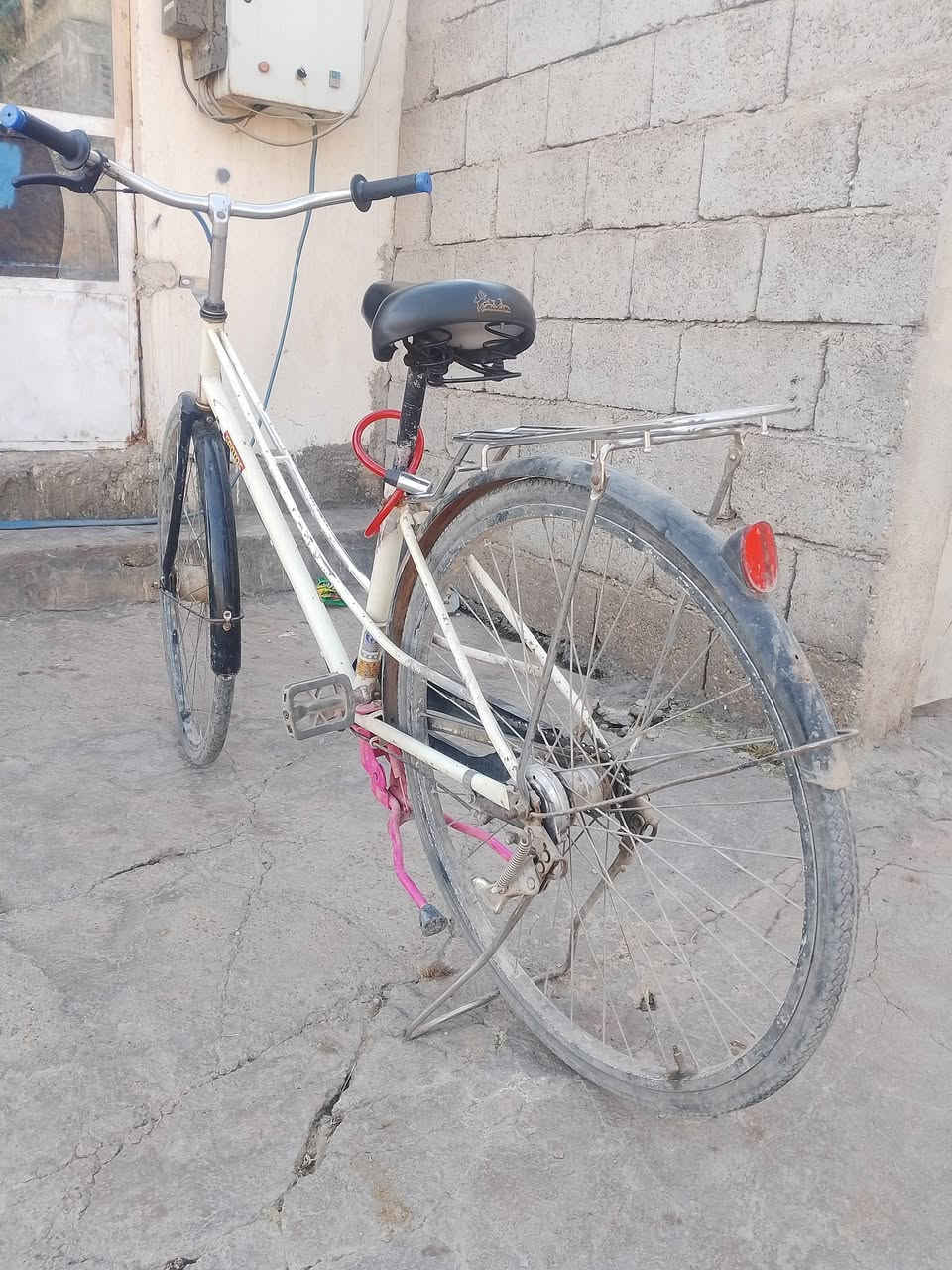 سلام عليكم بايسكل للبيع حجم 27 سعر 75 وبمجال


**إذا كنت صاحب هذا الإعلان وتريد حذفه لأي سبب، رجاءا أرسل رسالة إلى الدعم الفني**