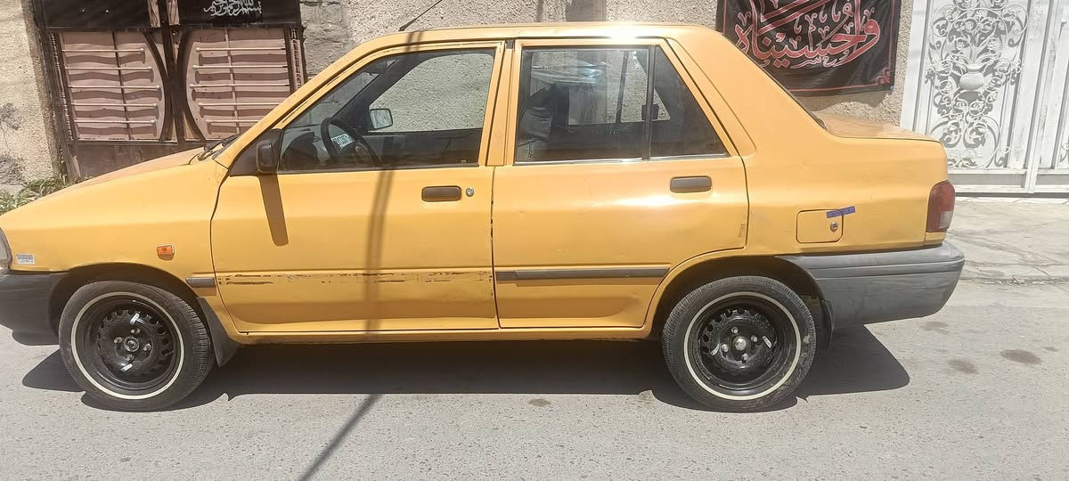 سايبه موديل 16 

سنويه بسمي 

لوحات انگليزي 

تحويل ثاني يوم 

هزة جديدة 

قلايچ مال گير جديدة 

گهربائيات كلها شغاله 

تبريد ثلج 

مشط جديد
صدر جديد 

كشرها حلو . ونصبتها مرتبه 

بيها بدايه خيط خفيفه تبخير 

استعمال شخصي ما مشتغل بيها تكسي 
مستعجل عله بيعتها

السعر 36 وبيها مجال 

*********** واتساب
