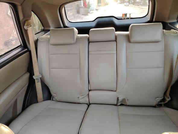 البيع نيفان موديل 2015 نضيفه كلش مكفوله من الضربه والصبغ والخياس تبريد ثلج ويل كب كير عادي كفاله مكينه مكفوله بغداد باسمي لايت زنون اصلي سستم سماعات شاشه كامره دواره رقمها دولي جديد صدر جديد مشط جديد ماناقصها شي كامله السعر ٦٣ وبيها مجال عنوان بغداد ***********
