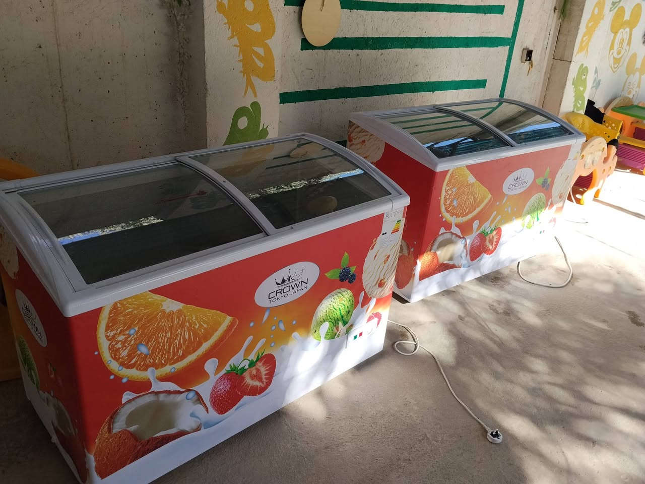للبيع عدد 2  مشغلات فقط 3 ايام بالباكيت الي يريده يتفضل خاص او واتس اب ***********  جديدات بالباكيت مكاني محموديه حي 17 قرب المهندس 2
