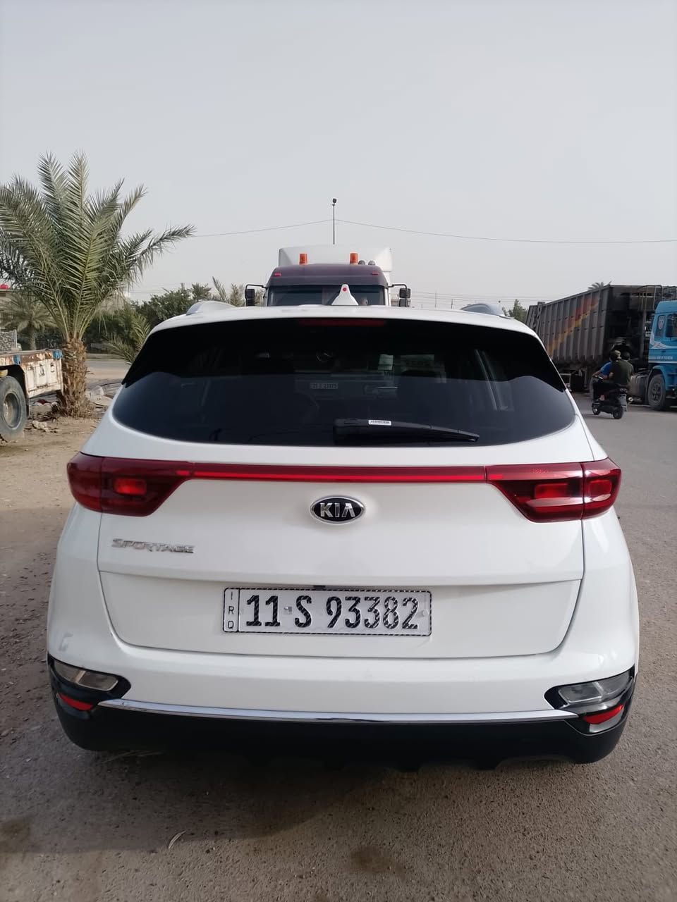 كيا سبورتج للبيع موديل ٢٠٢١ وارد امريكي حادث جاملغ وشويه بل بنيد يعني قطعتين نص فول سياره جديده لوك ماشيه ٥٢ ميل سونار مرفق مع المنشور صور امريكا مع المنشور مكان السياره بغداد البلديات السعر ١٥٥ ورقه ***********
