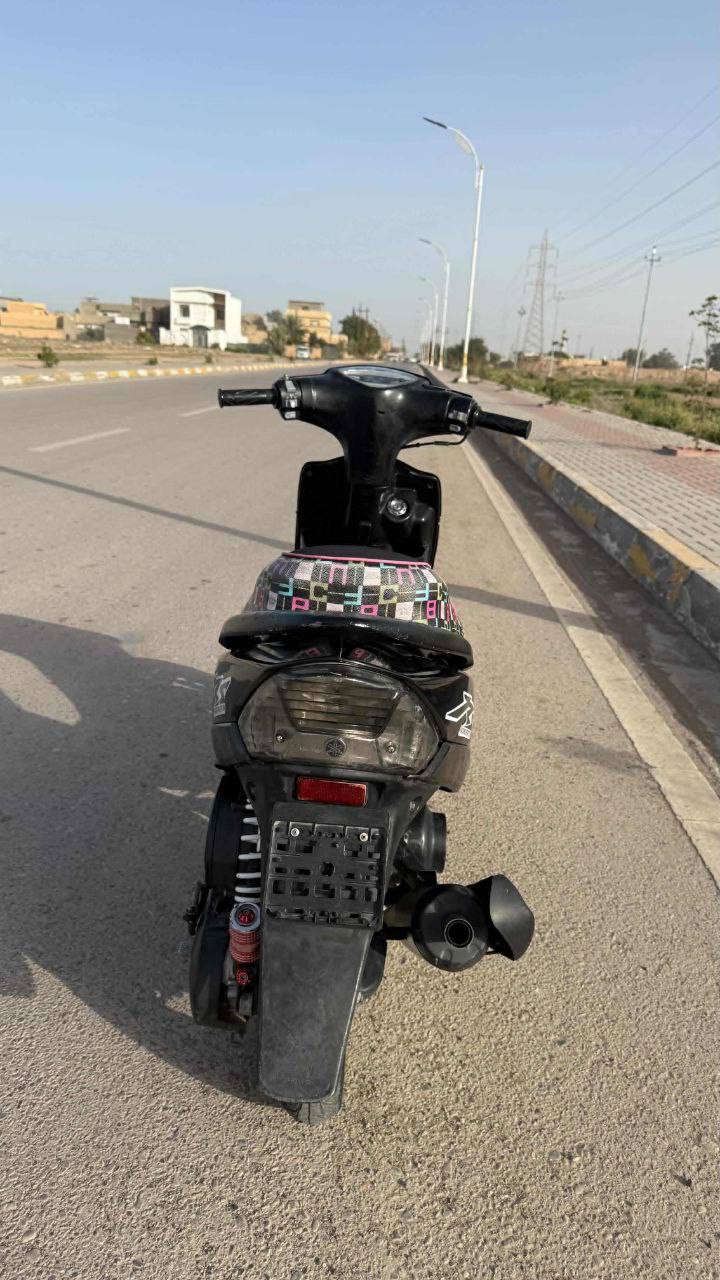 السلام عليكم
دراجة ماكس عدلة 120
  دراجة بلادية وجديدة خير من الله شلعه ومعدل فوول  شرط دك ١٢٠ صالنصه FM
كلة شغال سلف نص نكره هندر دفره وحده
 شرط كهربائيات كلهة شغاله ما بيه شي ما يشتغل كفرات كلها مختمه ختم واحد تايرات جدد قفل جنطه قفل ستيرن كله علسويج استانات تعليك وصفح شغالات 

👍مكاني اسحاقي مركز ناحيه 

السعر 400 وبيها مجال
للاتصال علرقم
***********
