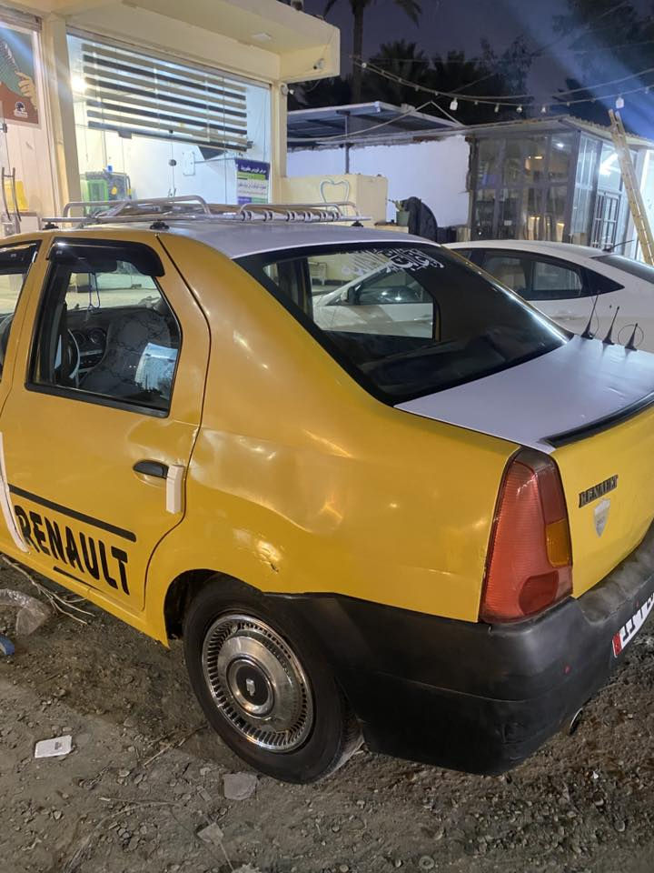 كامله من كلشي مابيه ولا نقص لواقع احله من لصور 

نفقصه فقط تبريد 

كهربائي السياره كامله

 تخم تاير جديد شاده

هزه جديده 

سياره بسمي 

سعره 38 او بيه مجال بسيط 

***********
