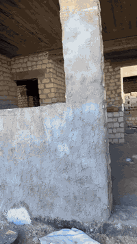 السلام عليكم 
دار للبيع المساحه 250 متر منطقه الشراع قبل محطه أسوار المدينه يعني بالبدايه قريب على الشارع العام يبعد 50 متر فقط عن الشارع الرئيسي منطقه كامله داخله مرتسم بلديه شارع 10 متر  الداخل بعده ما كامل واصل مرحله ماء ومجاري كامله واصل حسابهن كامل  حتى الكهربائي واصل حسابه كامل 
 السعر58 مليون  للاستفسار***********
