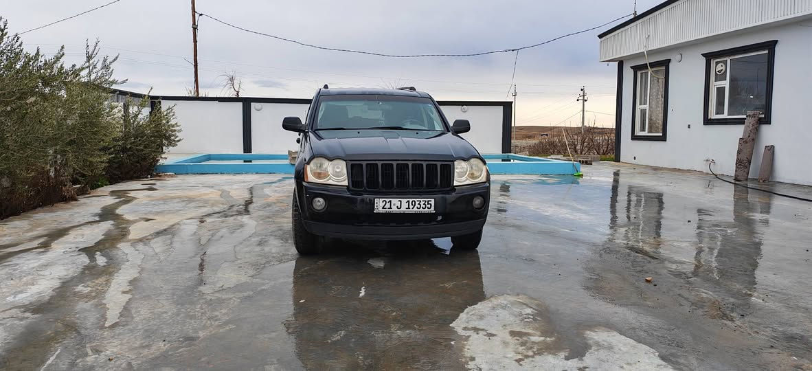 جيب 2005دةبل اسل  كارتي بةنزيني كركوكي هةيةهةندي بوياخي هةية من بةكامل بوياخ دةيفرؤشم جم جمال***********  سعر78   معمةلة
