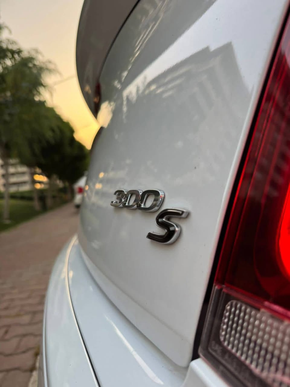 مكلف بنشر ثقو بالله سلام عليكم اوباما 2017s
السياره كلين تايتل عدا رصعه بسيطه وبي دي ار حك عشره سانتيم سونار ويه صور 
السياره فول مواصفات الاس معروفه 
فتحتين بانو راما تحكم ستيرن 
كامره دواره دمام 
ماشيه 105الف ميل حقيقي 
سياره على وضع الشركه 
كشنات تدفئه تبريد مكينه 3600
وباقي المواصفات معروفه 
رقمها سليمانيه عدي وكاله بيه 
مكانها كربله رقم ☎️ ***********
سعرها 275$
