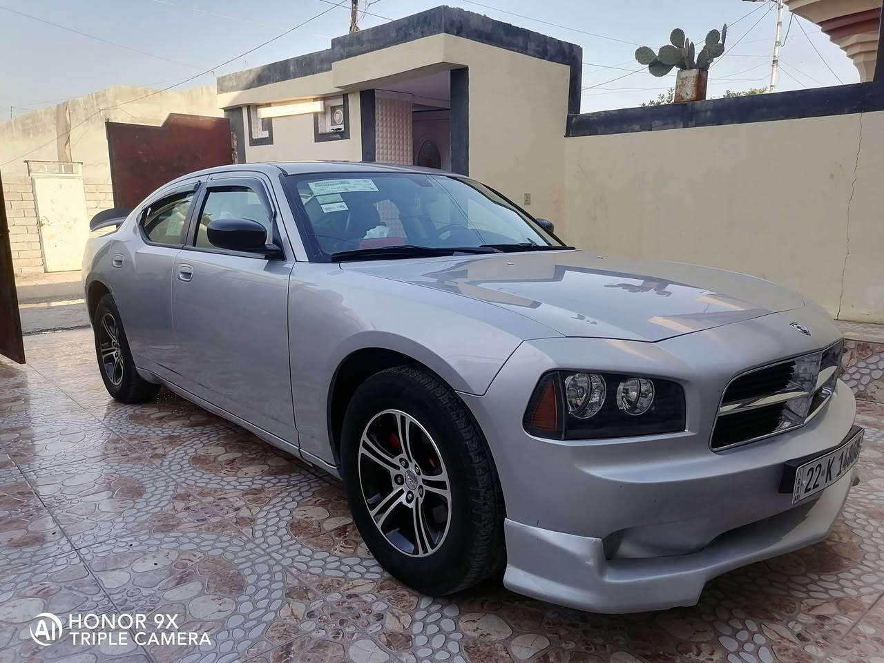 السلام عليكم جارجر موديل 2009 سياره رقم اربيل بسمي شرط الوكاله التحويل سياره جاهزه من كلشي مابيها نقص ابد تبريد شغال ثلج تايرات نضيفه طخمها امامي وخلفي جديد شاشه كامره مضخم صوت بيها جاملغ امامي تبديل شركه بدون دواخل بيها مكنات بارد كير محرك شرط السعر 118 ورقه *********** *********** سياره ستخدام شخصي بشرط ما مشتغله خط سونار موجود
