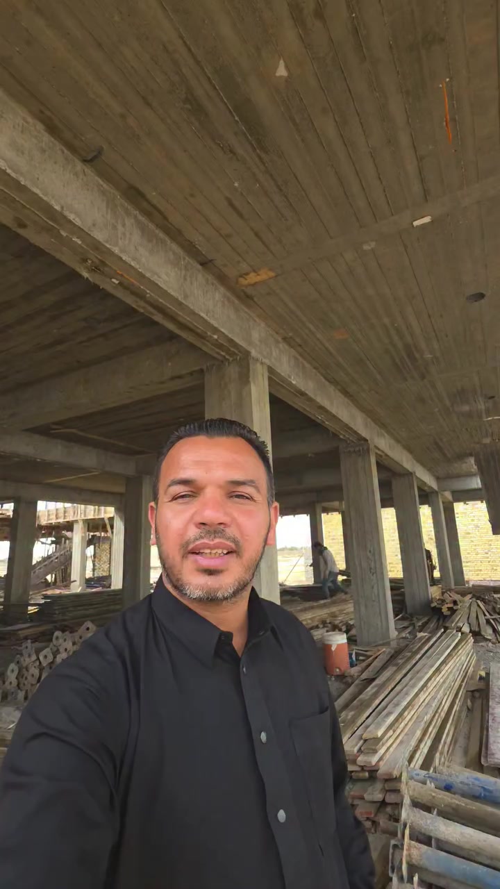 اللهم صل على محمد وآل محمد  
من أكبر الاعمال الخيرية في العراق 
اليوم باشرنا بالمرحلة الثالثة من أعمال بناء
#أعدادية_أثر_المهني
تنفيذ مشروعكم الخيري مـــــشروع الالف دينار 
الكلفة الإجمالية: 700 مليون دينار عراقي 
تكفل بها فاعل خير عراقي مقيم خارج العراق 
المستفيد أكثر من 100 الف إنسان. 
#سيف_عباس_كطوف 
***********
