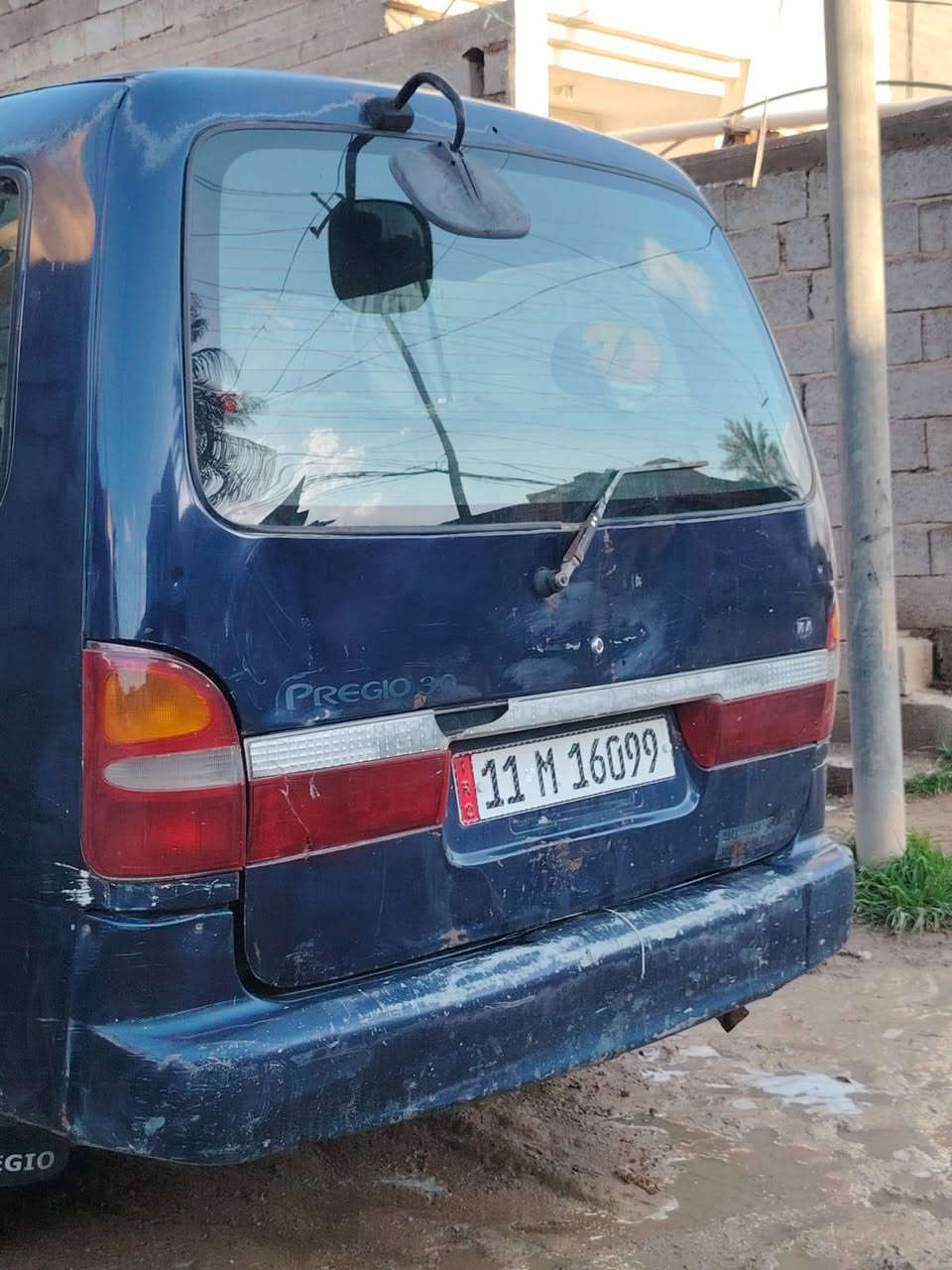 سلام عليكم كيا بريجو موديل 98 رقم بغداد. سيارة بلادية سعر 50 بيها مجال مكان ديالى بعقوبه الرقم ***********
