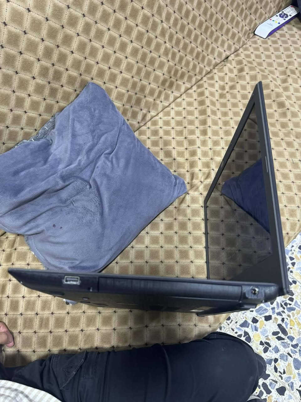 مواصفات حلوه وجهاز نضيف مراوس اب موبايل مواصفاته قويه حت لو انطي فرق وهاي مواصفاته وصوره الموديل:
مواصفات حلوه وجهاز نضيف مراوس اب موبايل مواصفاته قويه حت لو انطي فرق وهاي مواصفاته وصوره الموديل:
Acer Aspire E5-573

المعالج (CPU):

Intel Core i5-5200U بسرعة 2.20GHz

الرام (RAM):
12 GB DDR3

كرت الشاشة (GPU):

Intel HD Graphics 5500
128 MB
التخزين:

SSD: سعة 256 GB (Lexar NS100)


**إذا كنت صاحب هذا الإعلان وتريد حذفه لأي سبب، رجاءا أرسل رسالة إلى الدعم الفني**