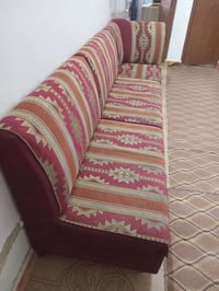 كنب • صالون