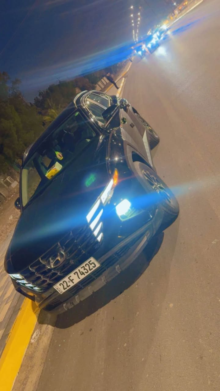 السلام عليكم 
توسان للبيع موديل 2022 شكل الجديد لون اسود رقم اربيل الجديد فول مواصفات ماعده الفتحه محرك 2500 بصمه ابواب بصمه جنطه بصمه تشغيل عن بعد رادارات توقف ذاتي امامي خلفي كشنات تدفئه ستيرن تدفئه هند بريك بصمه شاشه كبيره كار بلي وكامره دواره حساسات خلفي اطفاء ذاتي كله لد ماشيه 43 الف كيلو حادث جاملغ وبنيد وشويه بالباب السعر 168 وبيه مجال بسيط العنوان بغداد زيونه الاتصال *********** بغداد, العراق
