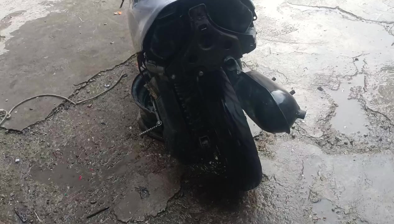 ياماها 60 دراجه شغاله شرط فقط السلولي لازم تعيره مكان كركوك سعره 150 متواجد خاص وعرقم ***********
