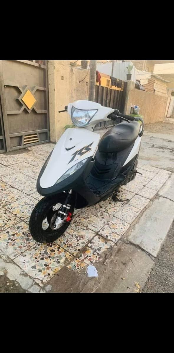 سلام عليكم ماكس عدله الدراجه فول شلعه ومعدل وماناقصه شي ب300ومستعجل عله بيعته ورقمي فقط اتصال واتساب ما عدي ***********
