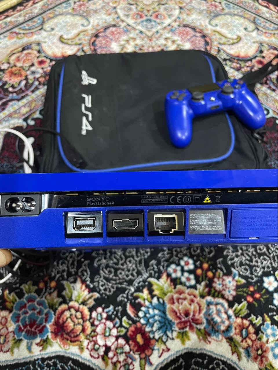 ئەو پلستئشن ٤ ە بۆفرشتن نرخی ٢٥٠ هەزارەو کەمێك مامەڵە بێعەبە بەشەرت لەئەورپا کڕاوە بە تازەی بەشەرتە
*********** السليمانية, العراق
