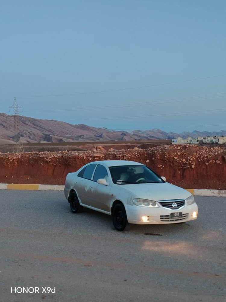 نیسان سەنی یابانی 2009تۆماتیک   
گێڕو مەکینە   کارەبایەتی   تەبریت ساردو گەرم  دارو بەردی بەشەرت   تابێی توندو تۆڵە   چرکەی تیانیە 
***********
*********** كويسينجاك, أربيل
