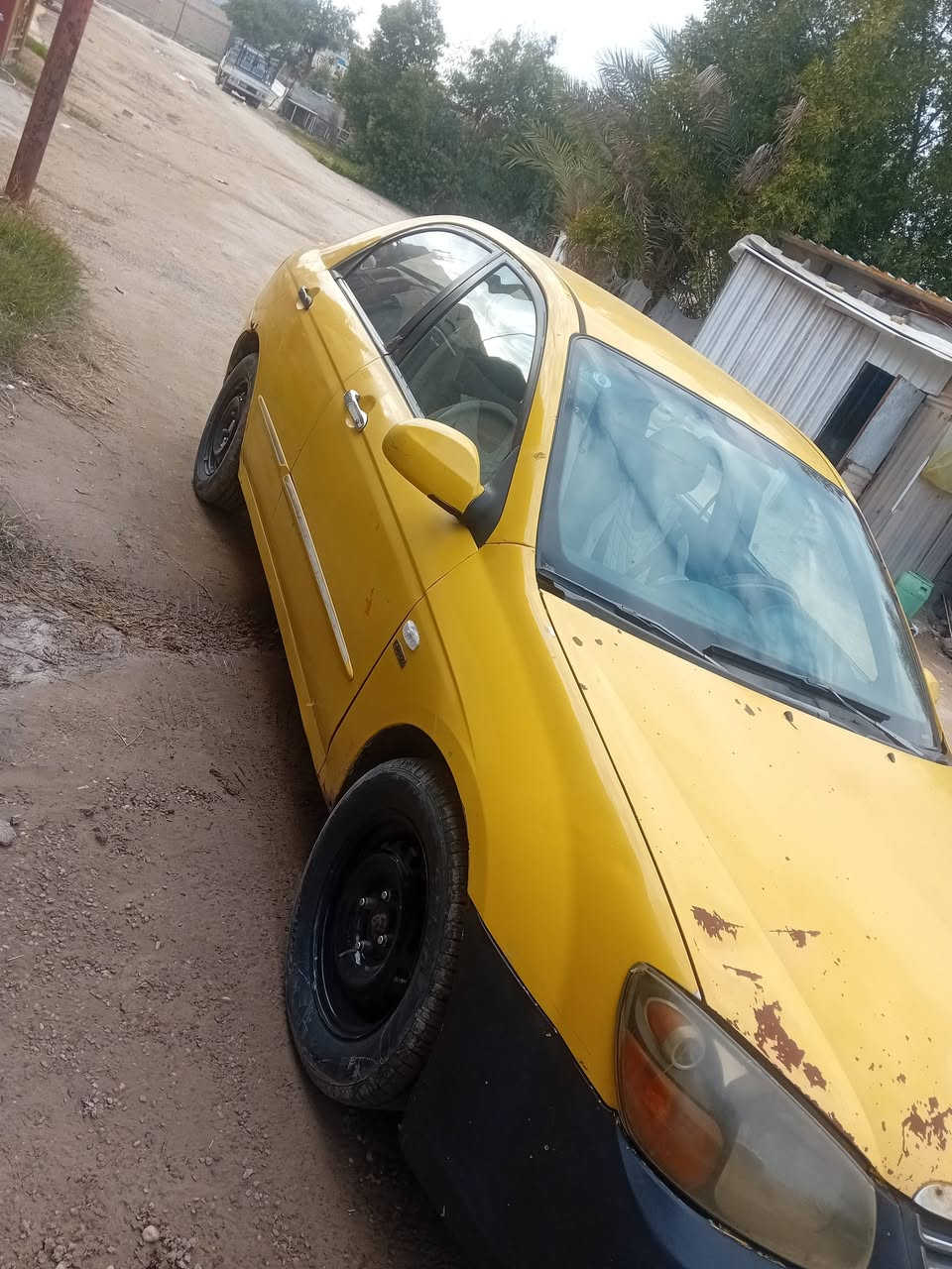 السلام عليكم شباب 
اسبكترا سيراتو مكينه 1600
رقم بغداد بسمي  مكان بغداد زعفرانية 
مكينه كير مكفول 
تخم تاير جديد بيهه 
كهربائيات جاهزه كلهه 
صدر خير من الله 
موديل 2008
***********
رايدهه ب٦٤  وبيهه مجال للشراي يجي يكلب ويدلل
