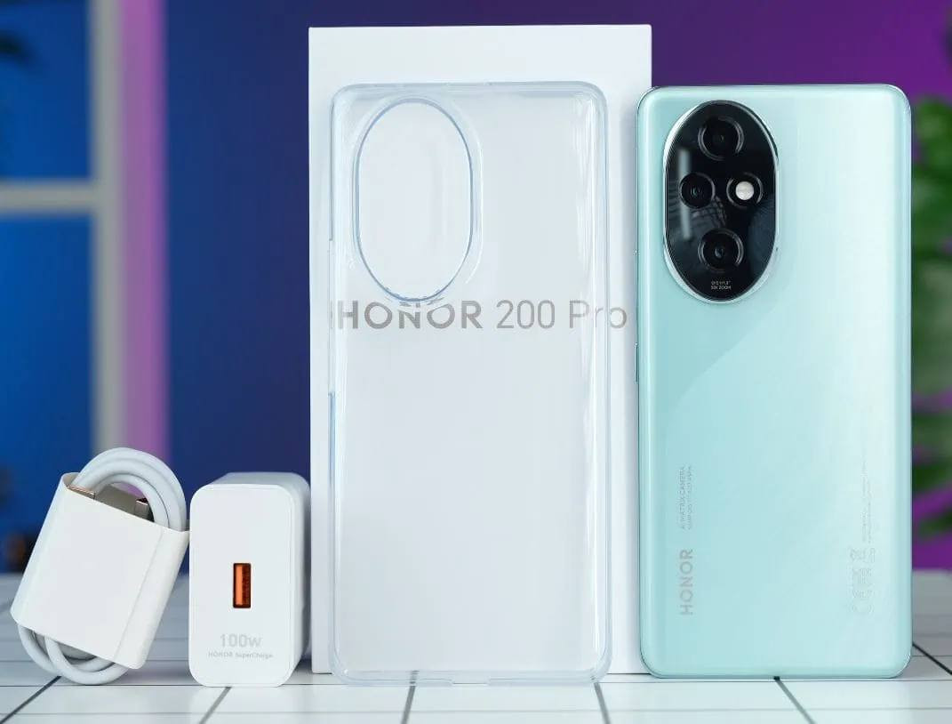 Honor 200 Pro
512-12
نظافة عالية جدا بحاله الوكاله شرط
كامل غراض موجود 
مكان كربلاء 
425 وبي مجال شي قليل 
***********

