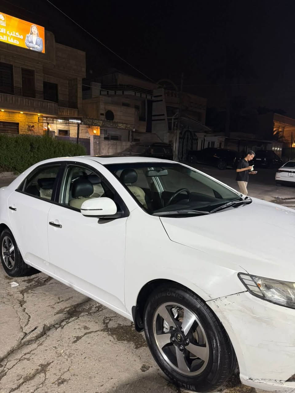 السلام عليكم
سيراتو ٢٠١٢ خليجي باسمي تحويل ثاني يوم
مواصفاتها الفول مثل ما مبين بالصور
بيها ملاحظات بسيطة تفاصيل كاملة على التلفون اتصل بيك خير و تدلل
السعر: 75 ورقة
*********** واتس خط متواجد
العنوان بغداد حي العدل
