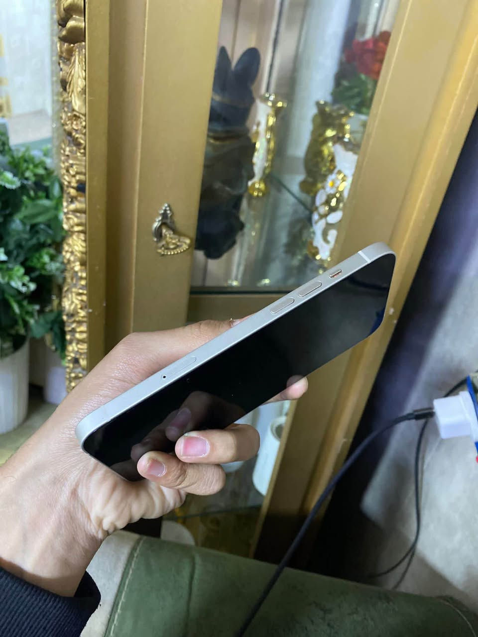 مرححبا ايفون 14 بلاص جبير
ذاكرا 256
لون  مميز 
بطارية 100 اصليه مبدله
شاشه اصليه وكاله الله يشهد
فيس ايدي شغال بصمه
شرق اوسط
نضافة 100‎%‎
كامل ملحقات الاصلية
 وبيه ضمان سبوع اي خلل او عطل يرجع
السعر 425 قفل بيع *********** عمارة, ميسان
