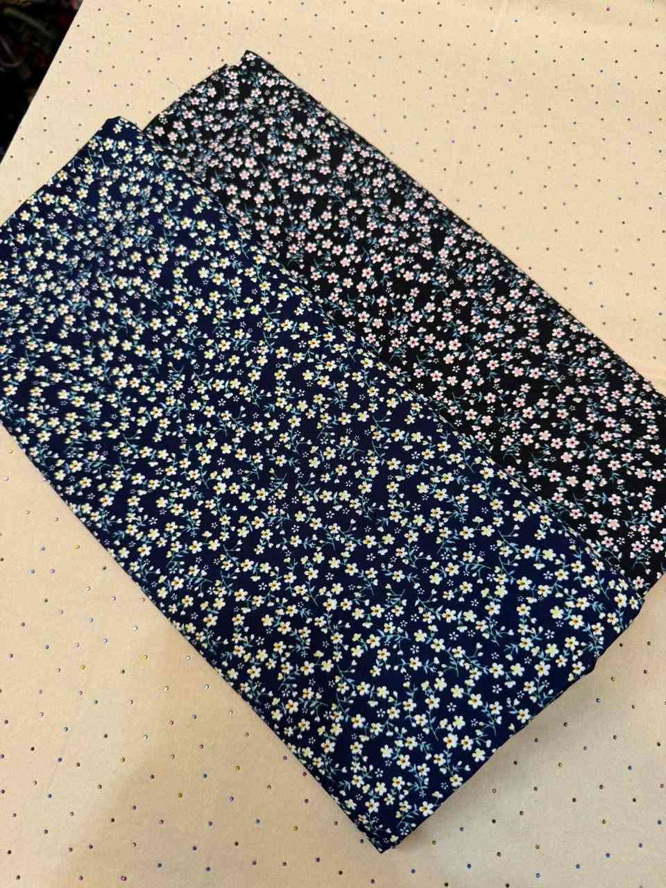 كل ماهو جديد ومميز لدينا♕
#اقمشة كشمير قطني شمالي
  🚗يوجد خدمة توصيل 🚗


**إذا كنت صاحب هذا الإعلان وتريد حذفه لأي سبب، رجاءا أرسل رسالة إلى الدعم الفني**