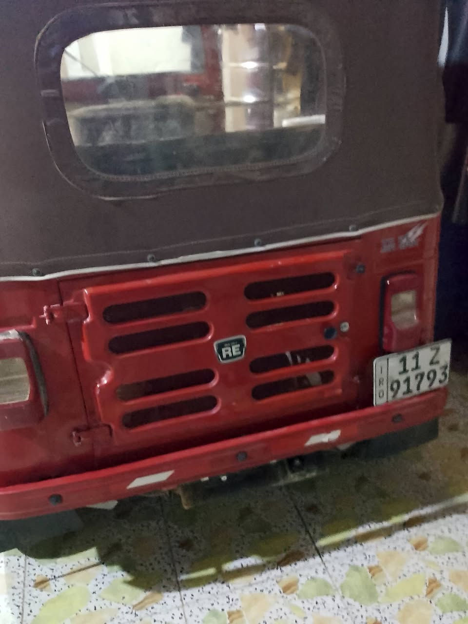 سلام عليكم تكتك موديل 19تكتك جاهزه من كلشي كير اكسن مكينه خير من لله بيعه بيعه بس دوس تكتك حلوه 
***********
