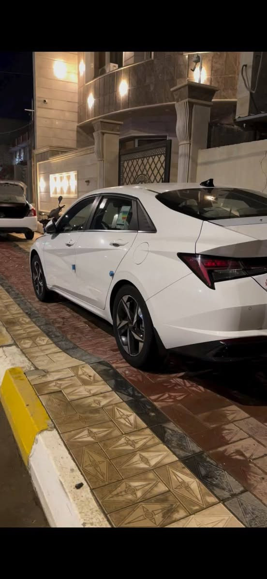 السلام عليكم النترا2023
خليجي ماشيه 52 
كفاله عامه 
فول مواصفات 1/1 
***********
