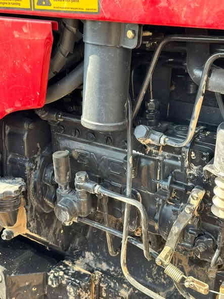 السلام عليكم ورحمة وبركاته
تركتر ٦ سلندر فوركسن ايراني مشتغل شي بسيط موديل ٢٠٢٥ رقم وسنوية سليمانية مكفولة كفالة عامة جديد 
السعر ٢٤٠ ورقة وبي مجال بسيط 

المكان كركوك 

***********
