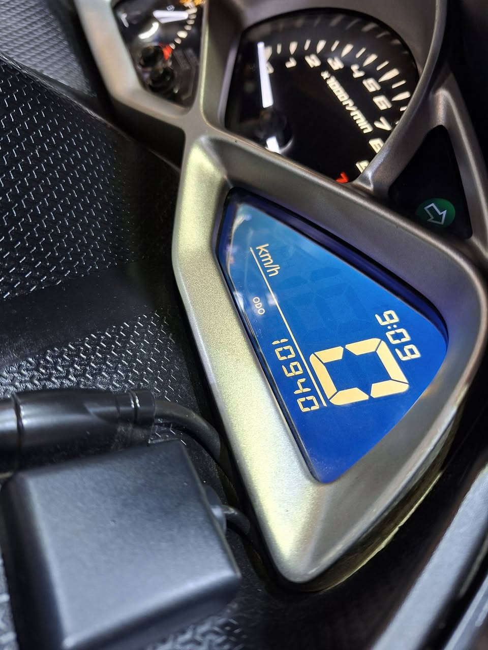 ياماها ،SMAX 
اخت الزيرو ماشية 10 الاف 
فول تزويد متروسة غراض بكلايت مزود ماصدة مزودة
وياله مزودة عنبار بريك مزود فجوج برمبو أصلي 
دراجه بيها كلجات رياضي عليها شلعه اقوى من تي ماكس 
بيها هواي تفاصيل لو اكتب جريدة مايخلصن 
شراي أتصل 
سعرها 20 ورقة ***********
مكاني بغداد مدينة صدر
