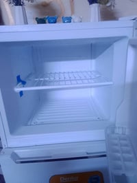 ثلاجه جديده اريد اراوسها بستوته مستعمله العنده يراسلني