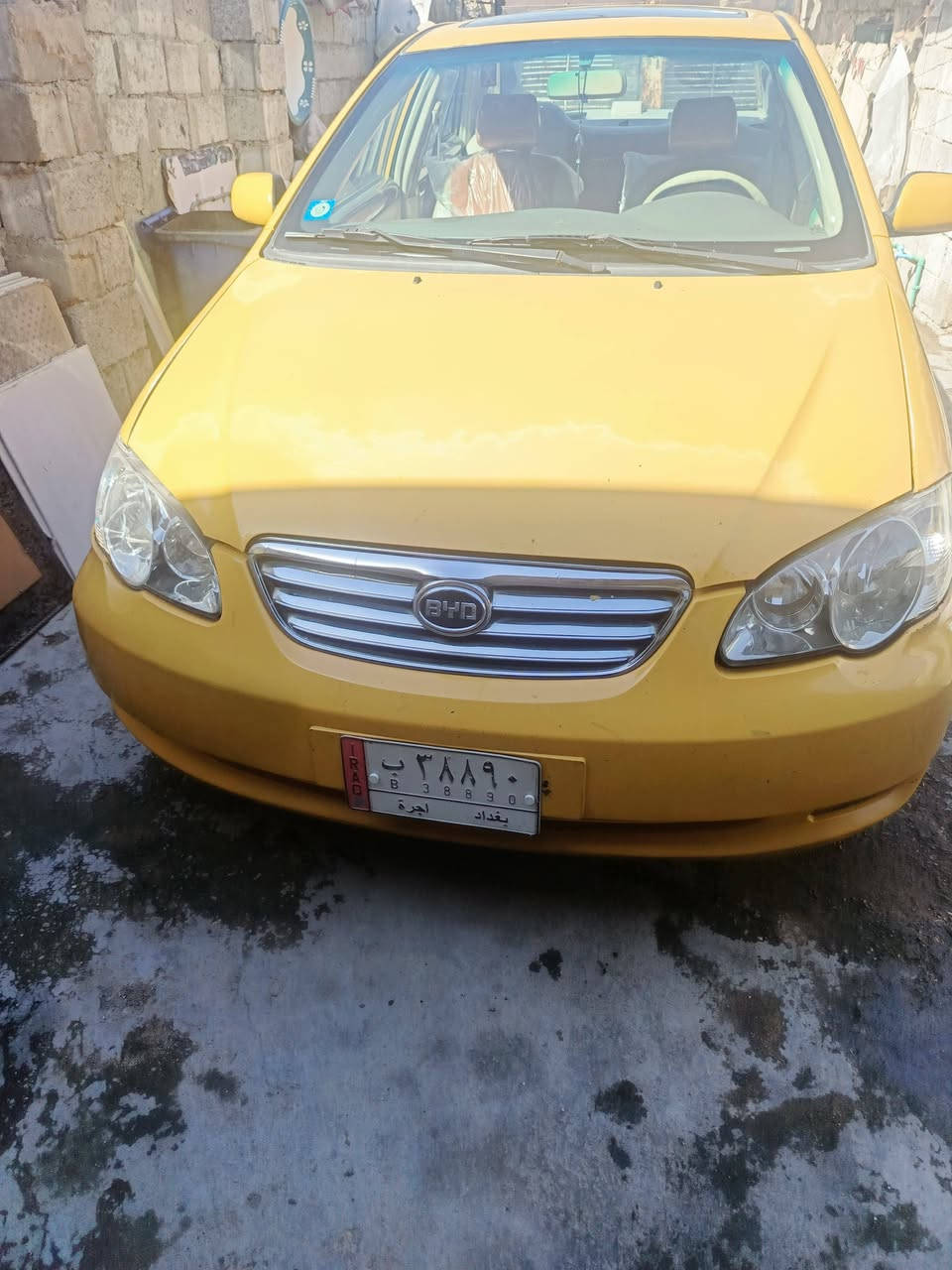 سلام عليكم سياره بي وايدي للبيع
1:مديل 2011مابيهه ضربه
2:كهربايات شغاله كله مابيه أي نقص
3 :ودوشمه جديده ونضيفه داخلهه
4:تبريدهه شغال 
5:تايرات تخم جديد
6:سياره نظيفه كلش ومال جناي 
7:جان بيه خياس بل هلال الخلفي صفحتين وصلحته وجان كذالك خياس بل فتحت سقف هم صلحته
مكاني بغداد الزعفرانية رقم الهاتف  *********** السعر 50 وبيه مجال بسيط.   ملاحظه:سياره كامله على اخر حبايه
