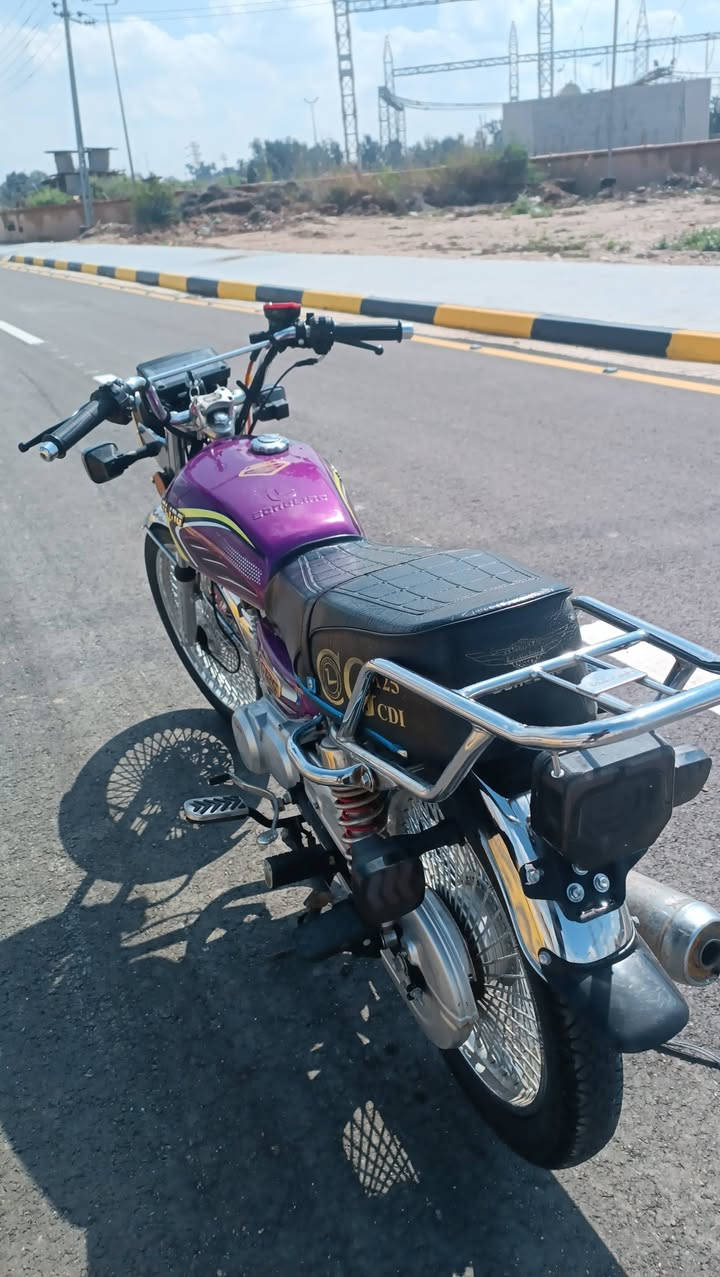 سلام عليكم لبيع دراجه تايكر موديل 25 دراجه مكفوله كهربائيات كلها شغاله اورق بغداد و السعر 700وبيها مجال 
***********
