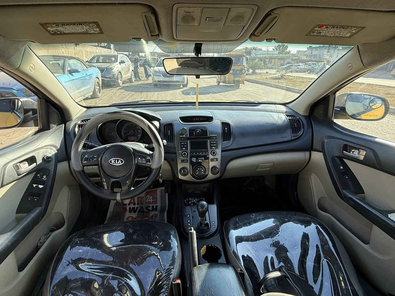 السلام عليكم
فورتي 2010 مصفره هيئه وغرامات محرك 2000دوش حادث جاملغ وبنيد واكو تصليح بسيط بلداخل كير ومحرك مكفولات صدر امامي خلفي تخم تاير جديد غرفه جديده كهربائيات كله شغاله سياره جاهزه بدون نقص ابد السياره معروضه ب ( 84$ ) وبيه مجال بسيط مكاني بغداد الدوره للاستفسار ***********
