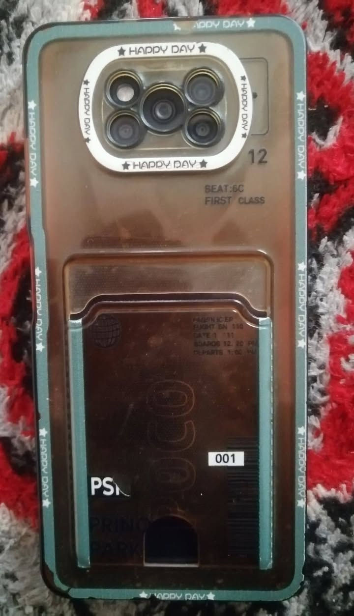 السلام عليكم للبيع بوكو اكس 3 برو مفتوح مبدل باتري الذاكرة 128 السعر 75 وبي مجال مكان القياره ***********
